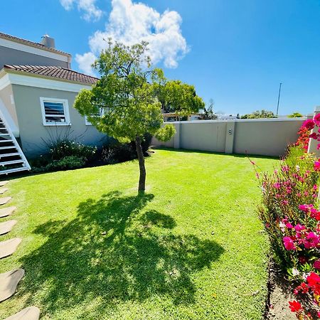 Calm Waters Guesthouse Plettenberg Bay Εξωτερικό φωτογραφία