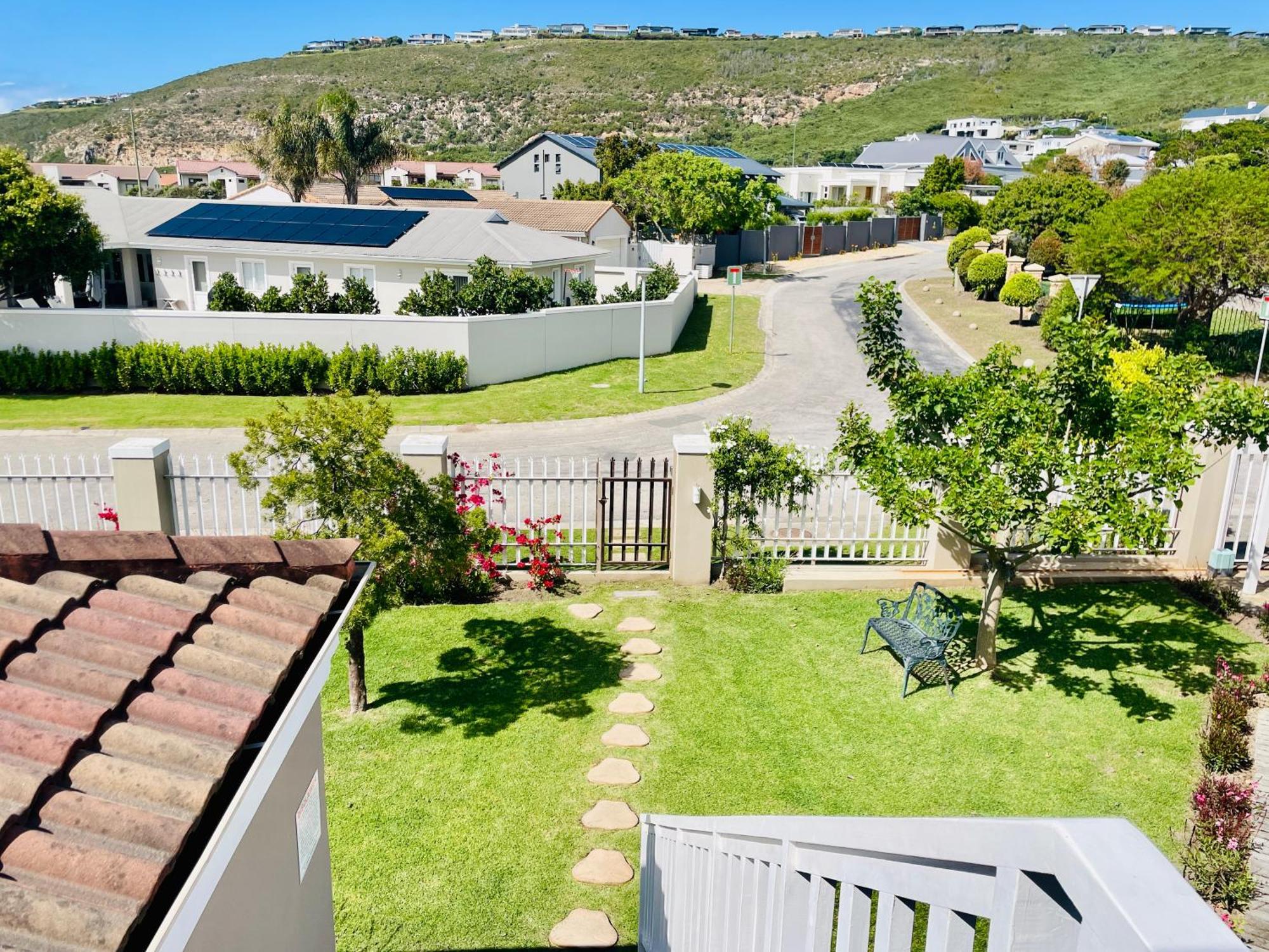 Calm Waters Guesthouse Plettenberg Bay Εξωτερικό φωτογραφία